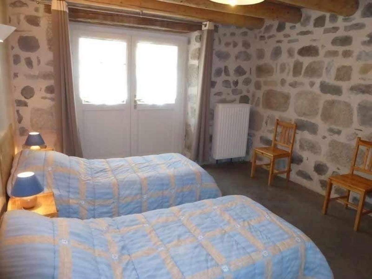 Gite Charmant Pour 8 Pers A Rauret Avec Cheminee, Terrasse Et Acces "Tourisme Et Handicap" - Fr-1-582-186 Экстерьер фото